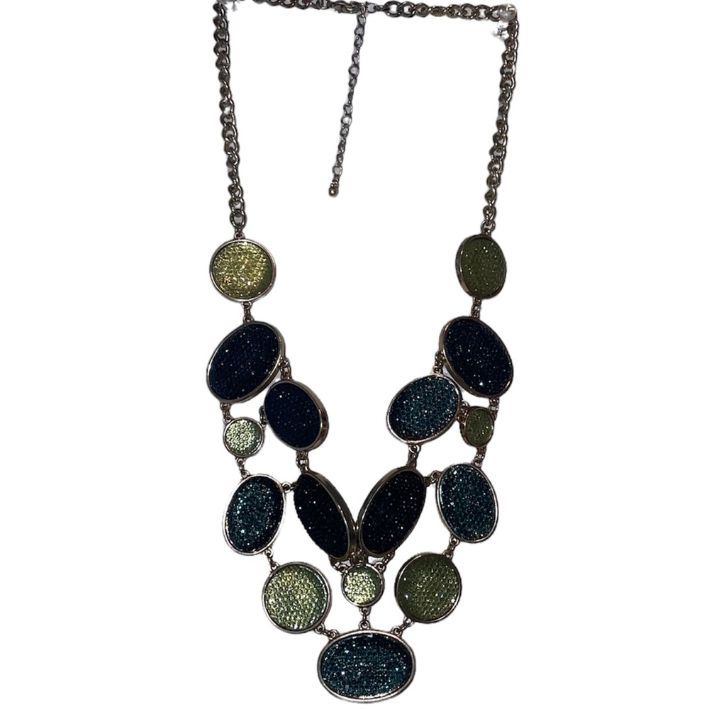 Gold jewelry necklace